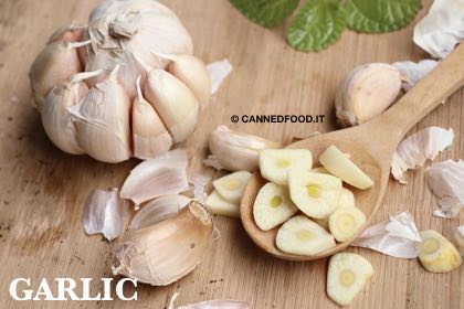 garlic in oil